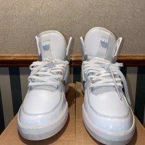 Men's Adidas size 9